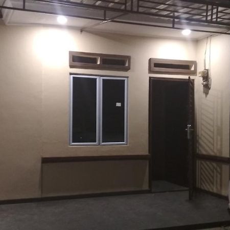 فندق Sleeprest - Plamo Garden Batam المظهر الخارجي الصورة
